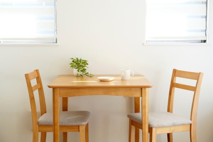 時間が育てるインテリア──“長く使う家具”が生み出す豊かな暮らし