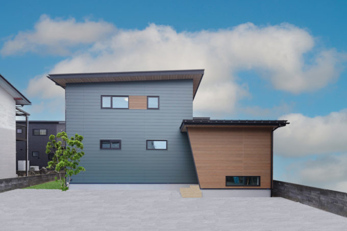 自然光が心地よい。大きな窓と吹き抜けが毎日を明るく彩る住まい